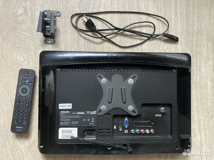 ЖК телевизор Phillips 19