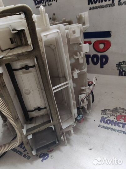 Отопитель (печка) Toyota Prius хэтчбек iiixw30