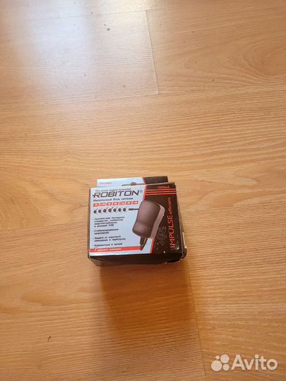 Блок питания с регулировкой напряжения 3-12В