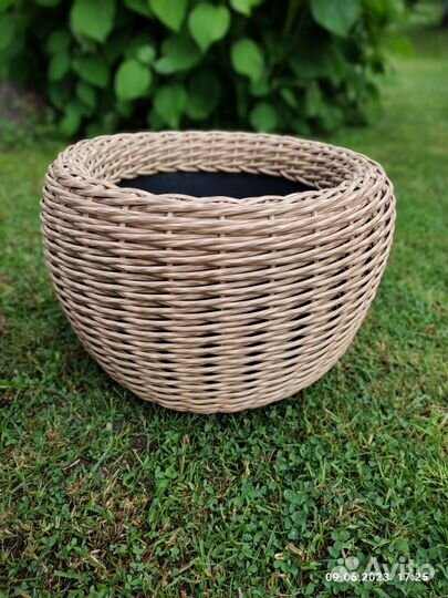 Кашпо для сада