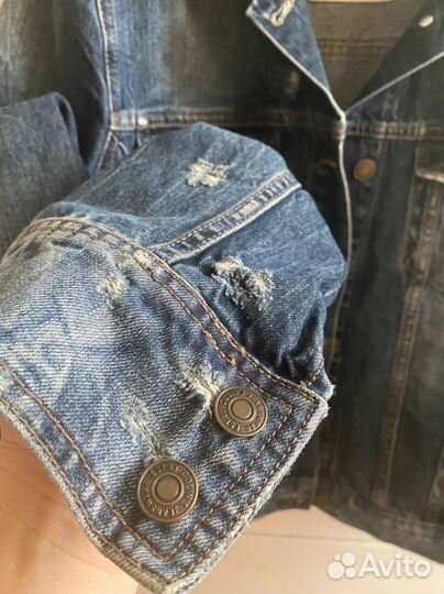 Джинсовая куртка