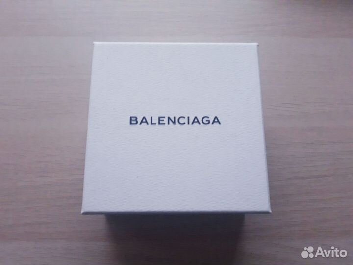 Серьги Balenciaga