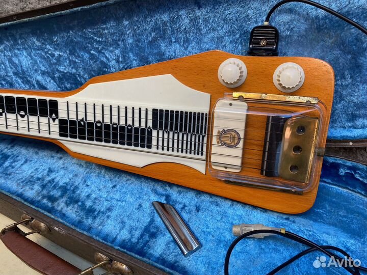 Гавайская электрогитара Lap Steel