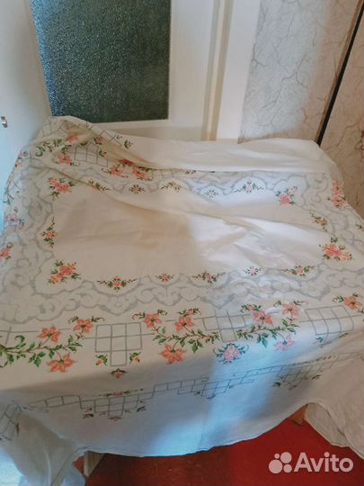 Скатерть ручная вышивка