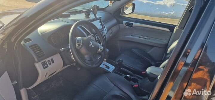 Mitsubishi Pajero Sport 2.5 AT, 2012, 172 000 км