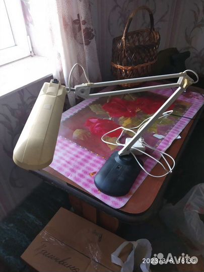 Светильник настольнный