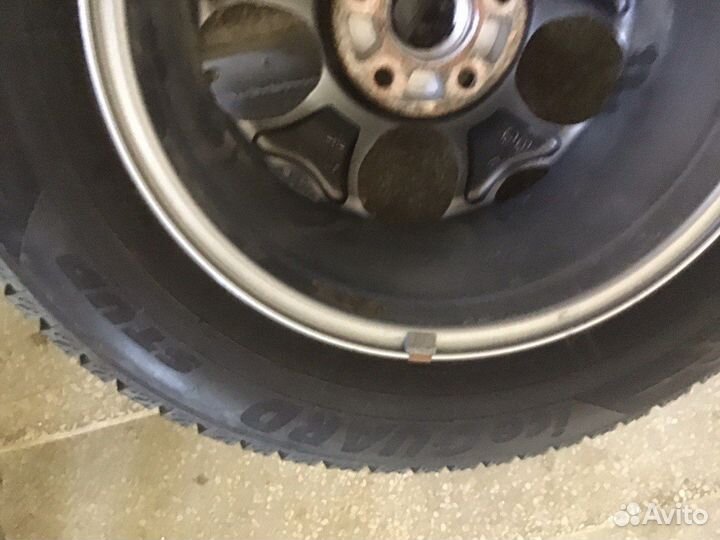 Yokohama Ice Guard IG55 215/65 R16