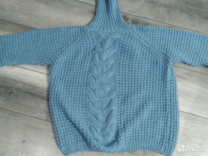 Свитер женский теплый
