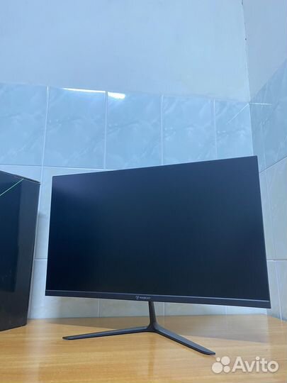 Новый монитор 24