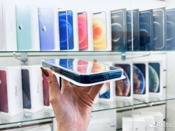 Чехол на iPhone 14 Pro Max черный