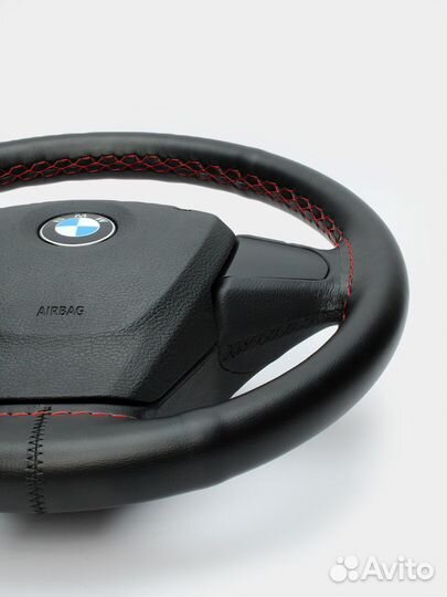Оплётка на руль кожаная красная