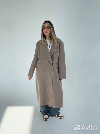 Пальто из шерсти