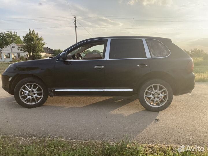 Porsche Cayenne 3.2 AT, 2006, 300 000 км