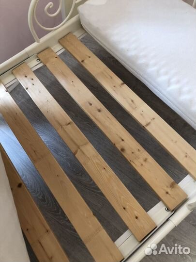 Раздвижная кровать Миннен (IKEA)