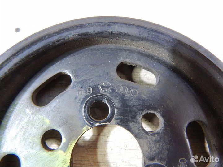Шкив насоса гидроусилителя VAG 038145255A