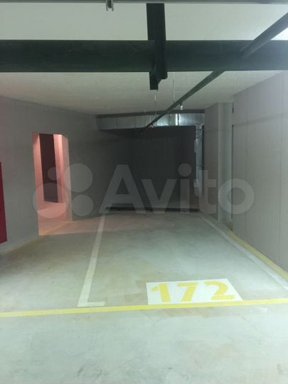 Машиноместо, 29 м²