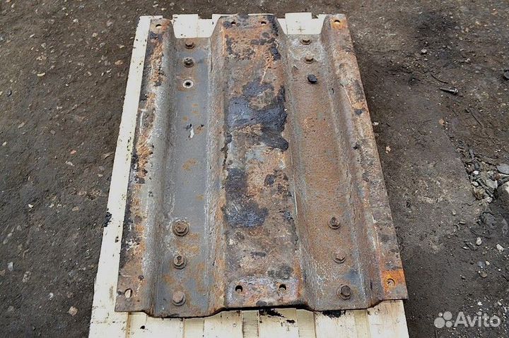 Пластина под сцепное устройство (седло) DAF XF105