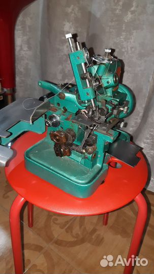 Оверлок для швейной машины