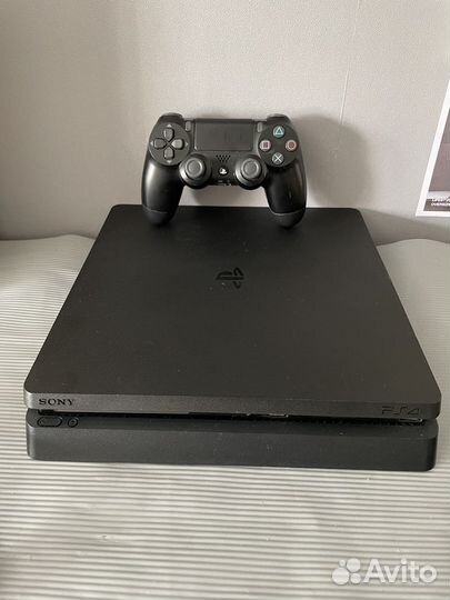 Игровая консоль PlayStation 4 1TB
