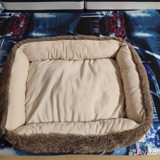 Лежанка для кошек и маленьких собак