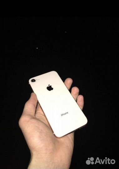 iPhone 8, 64 ГБ