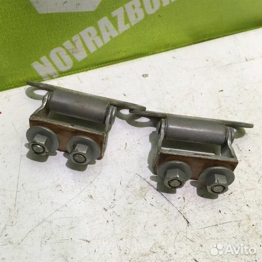 Петля двери багажника Тойота Королла Е120