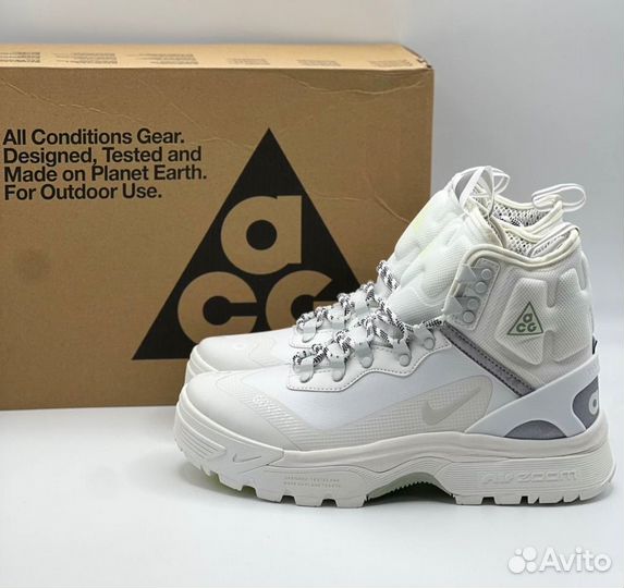 Функциональные Белые Nike ACG Air Zoom Gaiadome Go