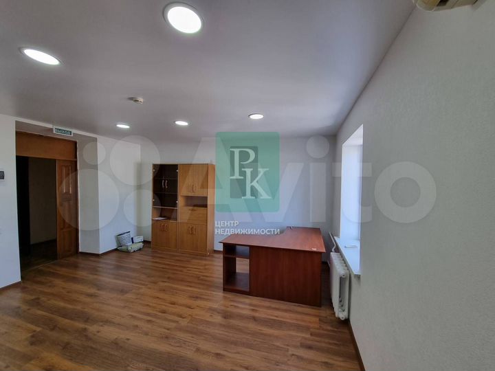 Офис 23,7м2 район рынка Чайка на Костомаровской