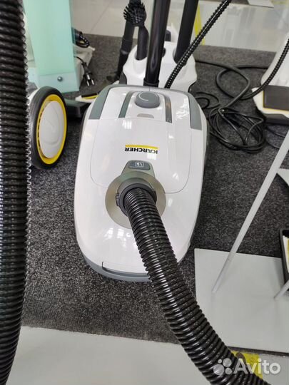 Пылесос С аквафильтром karcher DS 6 premium plus