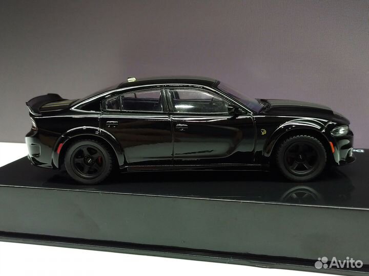 1:43 Dodge Charger SRT Hellcat (Fast & Furious)