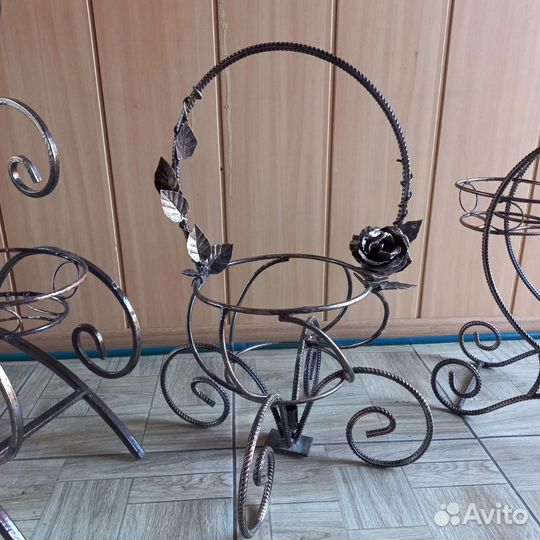 Подставка для цветов