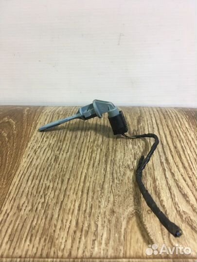 Датчик уровня бачка омывателя Bmw X1 E84 2.0 N20