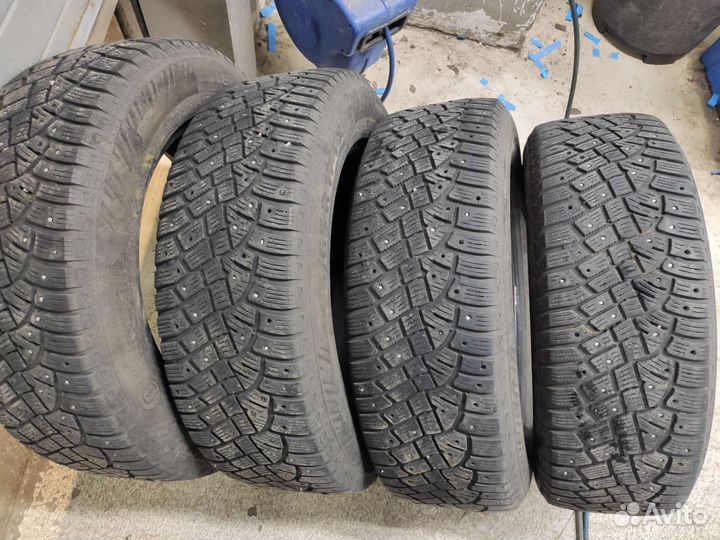 Continental IceContact 2 SUV 225/65 R17