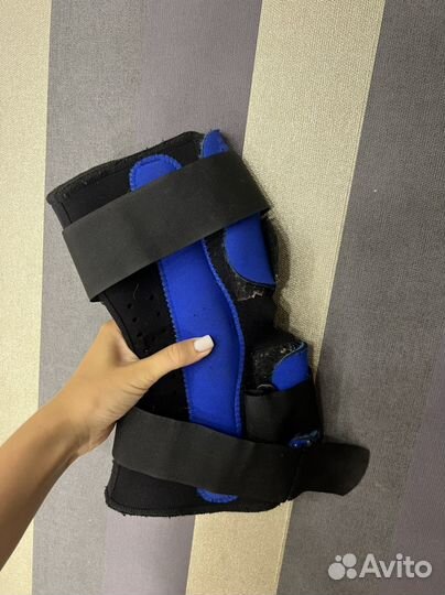 Бандаж на колено