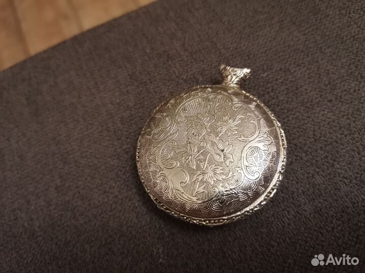 Карманные часы. Статуя свободы