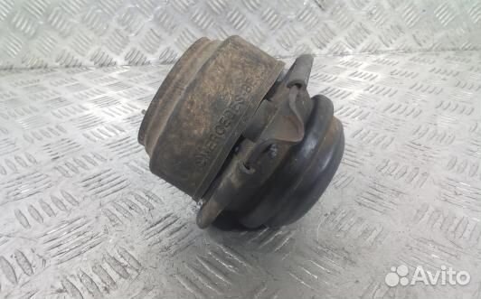 Подушка двигателя дизельная mercedes benz M-class