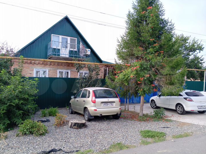 Дом 52 м² на участке 9 сот.