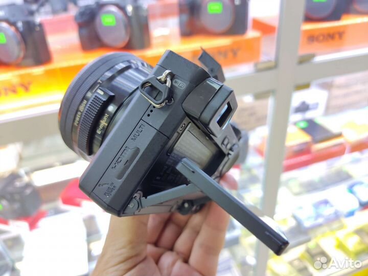 Sony Alpha A6300 kit 16-50mm пробег 5.945 кадров