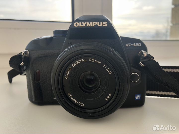 Фотоаппарат Olympus E-420 Kit E