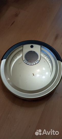 Робот пылесос