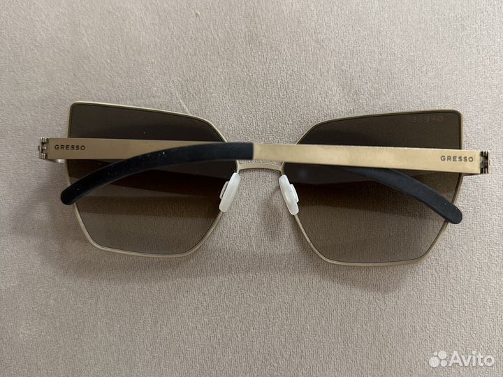 Солнцезащитные очки женские брендовые