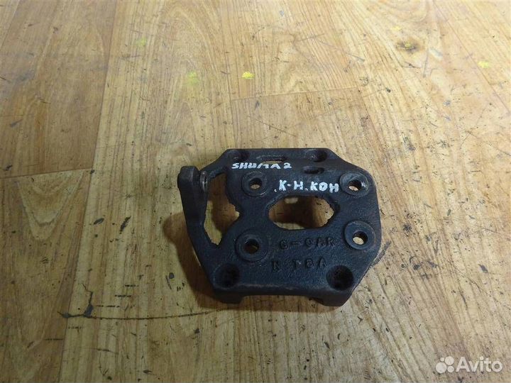 Кронштейн компрессора кондиционера Kia Shuma 2001