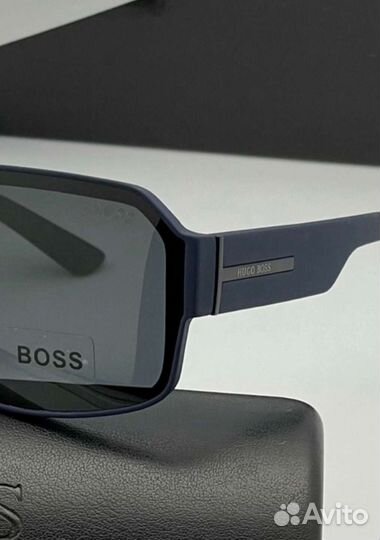 Солнцезащитные очки hugo boss