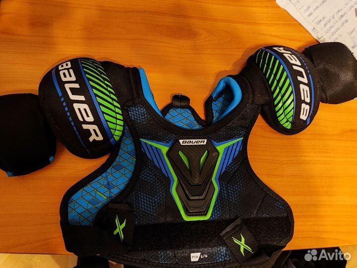 Нагрудник хоккейный bauer детский