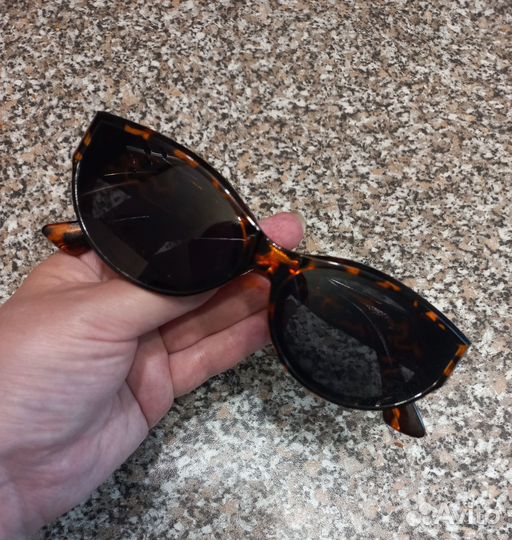 Солнцезащитные очки женские