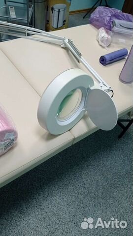 Лампа лупа косметологическая