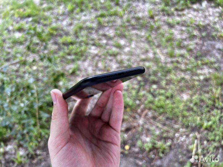 iPhone Xr, 128 ГБ