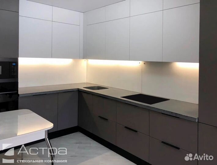 Кухонный фартук с различным дизайном