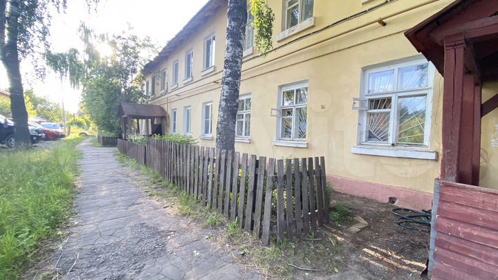 2-к. квартира, 40 м², 2/2 эт.