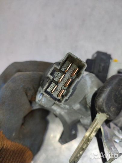 Замок зажигания Hyundai Solaris 1 седан 1.6 Л 2011